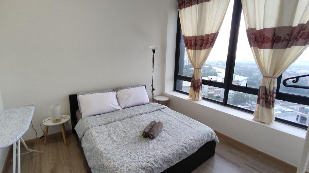 Comfort Bedroom @ Aera Residence Petaling Jaya Exterior foto